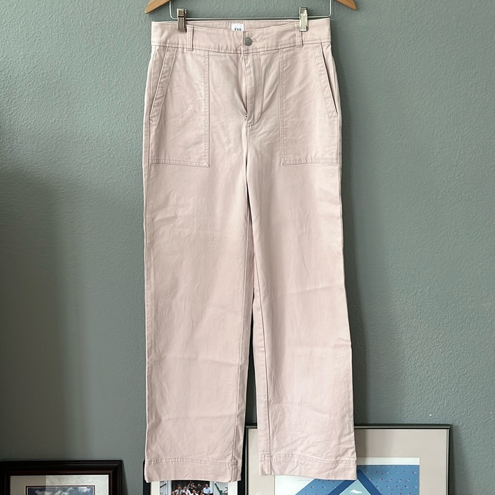 GAP women’s size 8 tall, high-rise, wide leg crop pants, pale pink, EUC